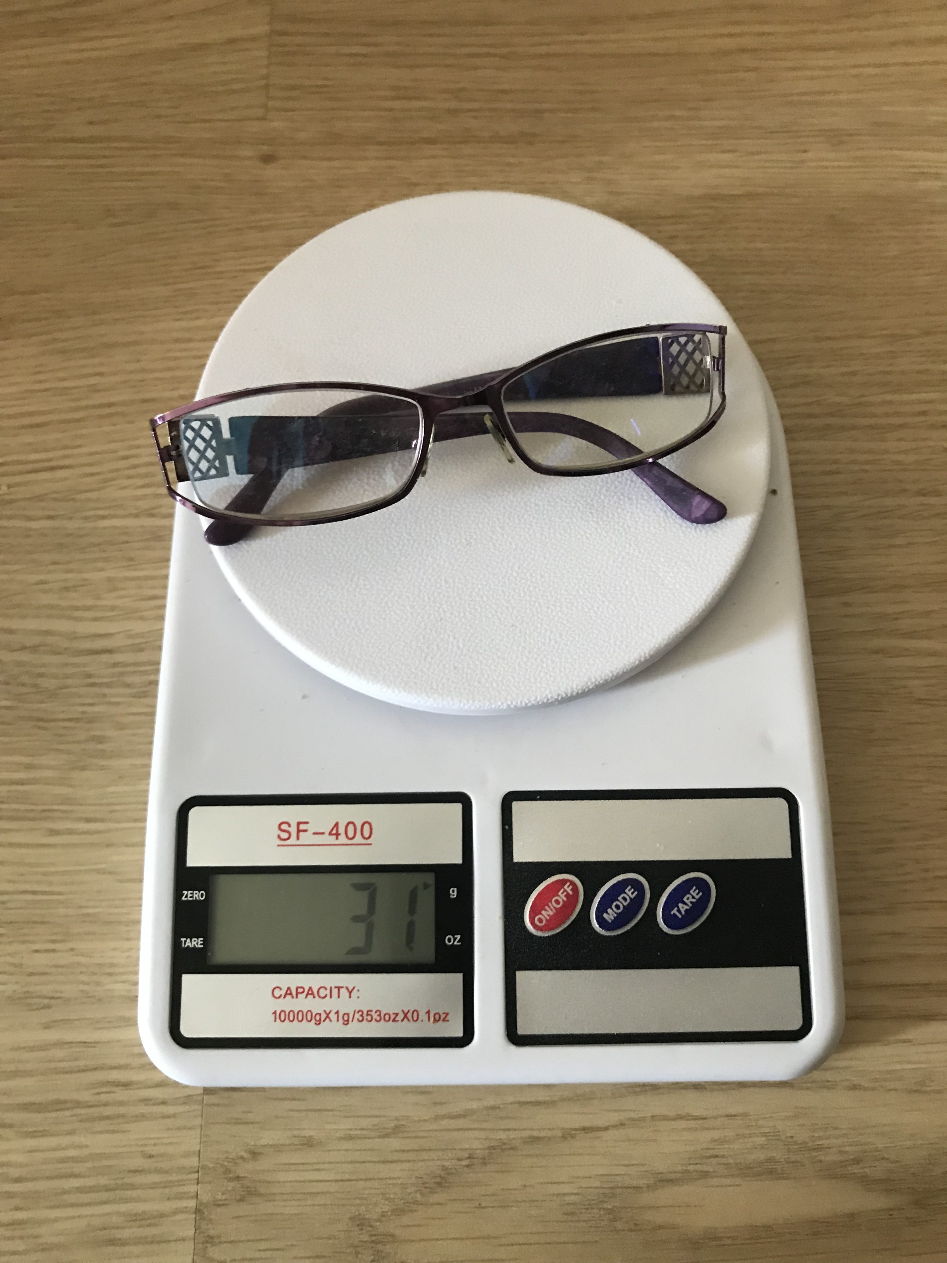 glasses weight