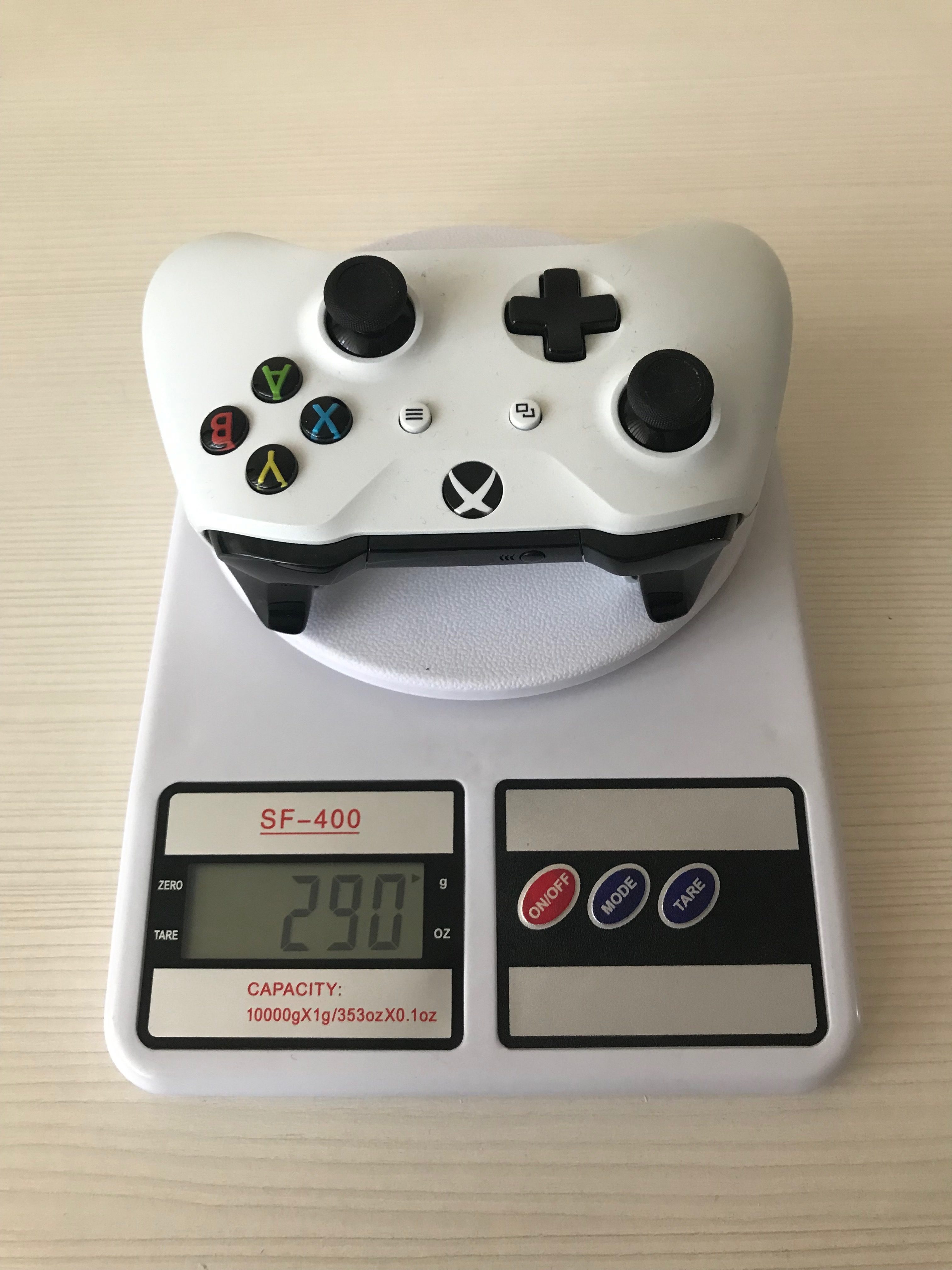 How much does a PS joystick weigh?
