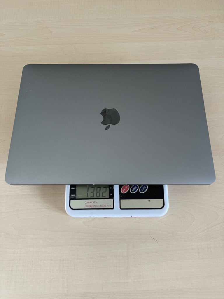 macbook pro 13 on the scales
