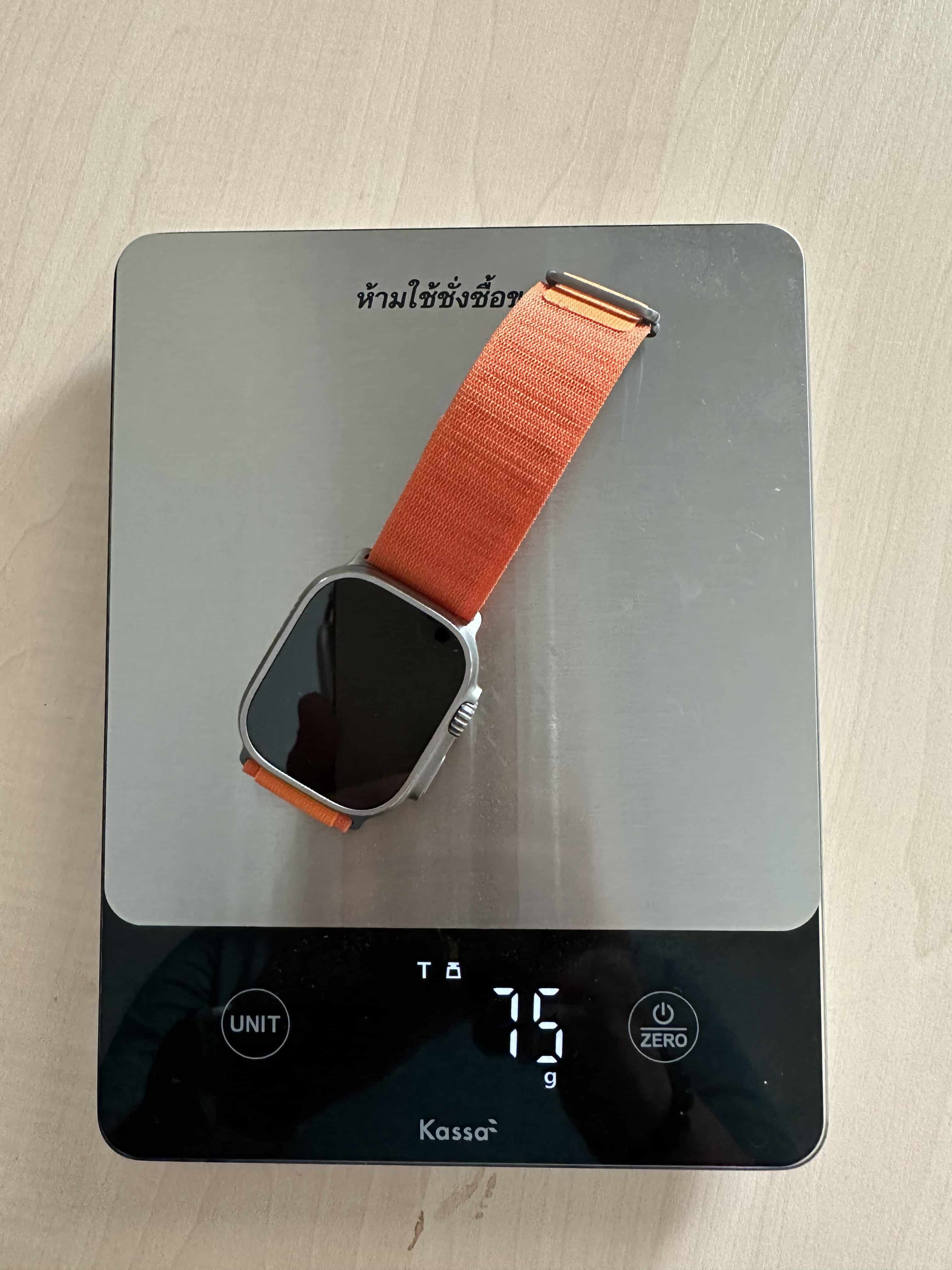 Kiek sveria "Apple Watch Ultra"?